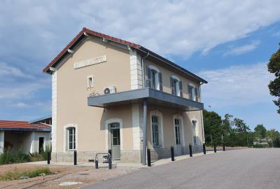 Gare de Roche-en-Brenil